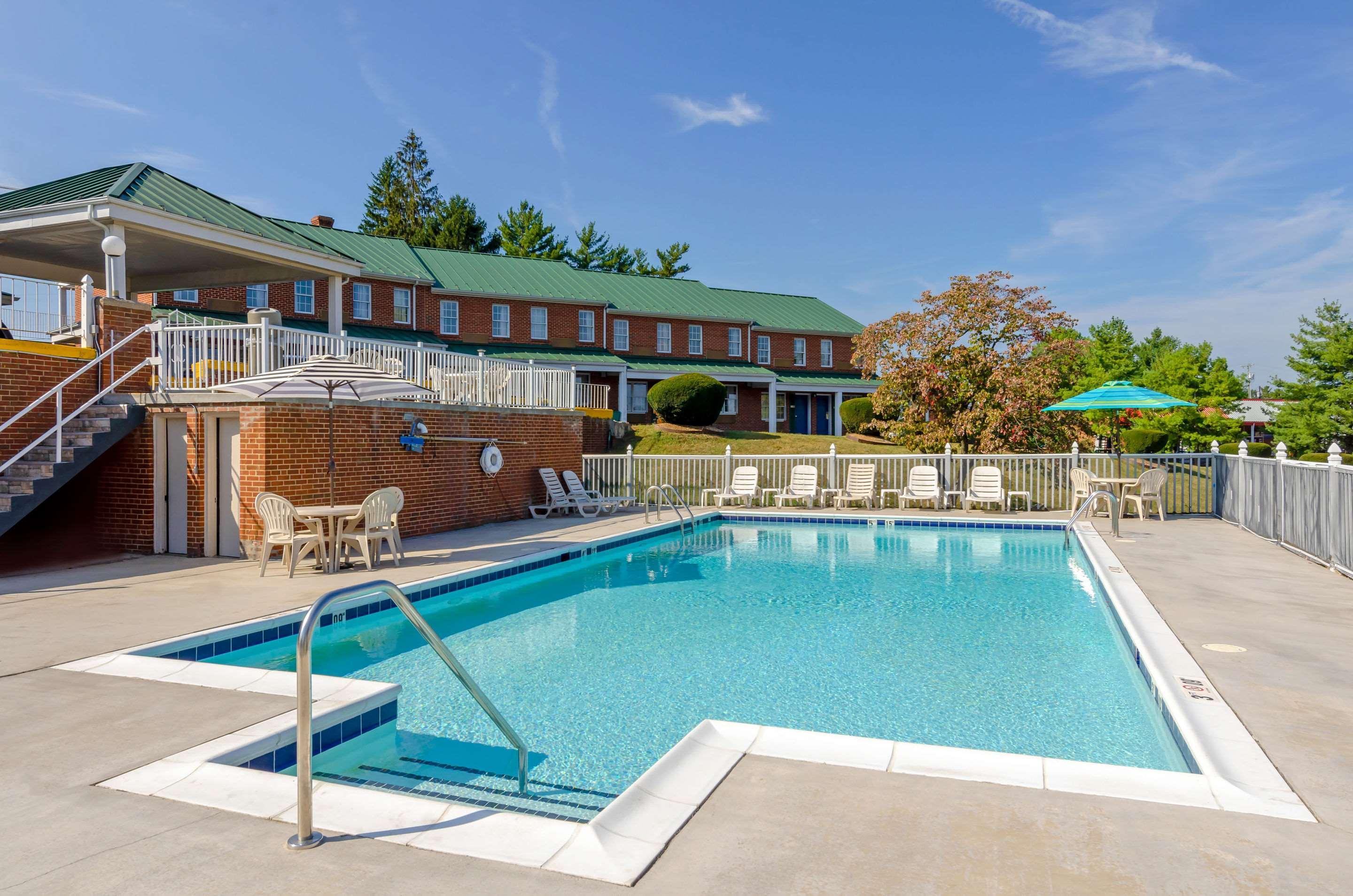 Quality Inn Waynesboro - Skyline Drive Dış mekan fotoğraf