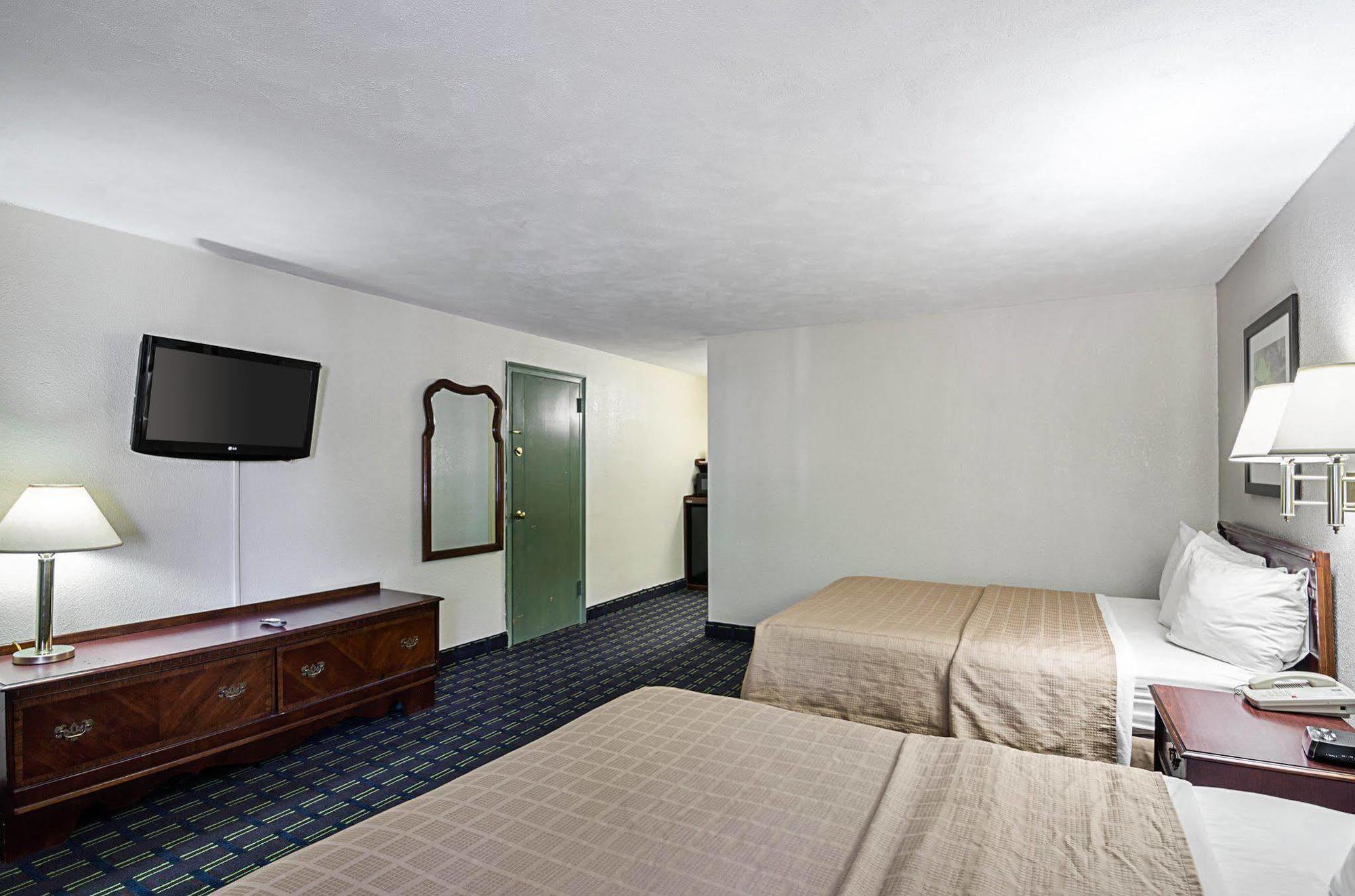 Quality Inn Waynesboro - Skyline Drive Dış mekan fotoğraf